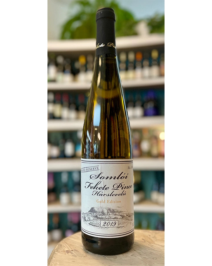 Fekete Pince "Gold Edition - Grand Reserve" 2019 Hárslevelü Somló, Hungary
