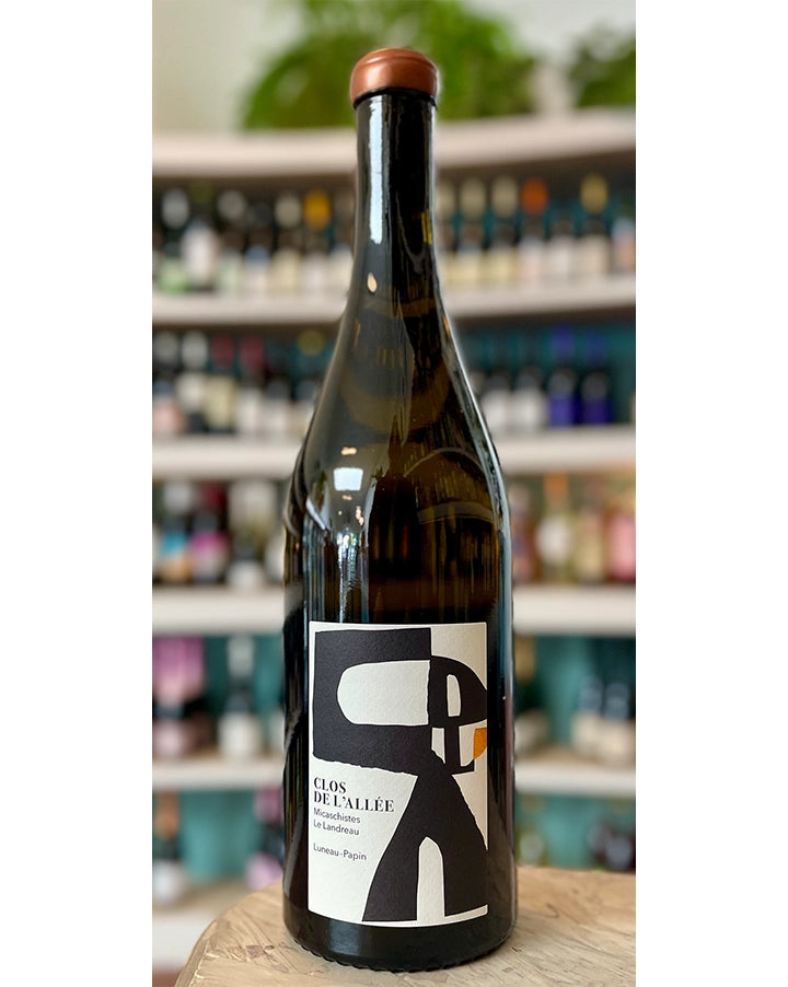 Domaine Luneau-Papin "Clos de l'Allée - Micaschistes Le Landreau" 2022 Muscadet Sèvre et Maine