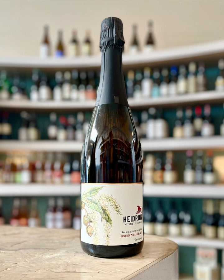Heidrun Meadery  'Hawaiian Macadamia Nut'  Naturally Sparkling Honey Wine  Marin County