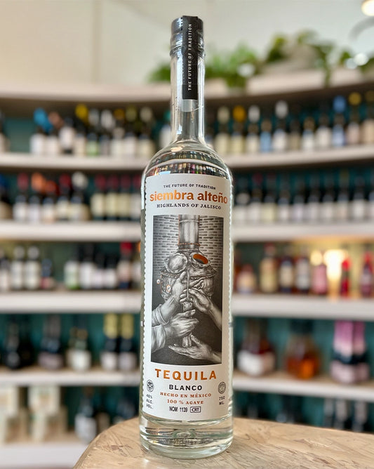 Siembra Alteño  Highlands Tequila Blanco  Arandas, Jalisco