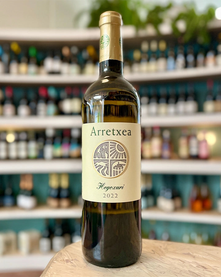 Domaine Arretxea  'Hegoxuri'  2022  Blanc d'Irouléguy  Pyrénées-Atlantiques