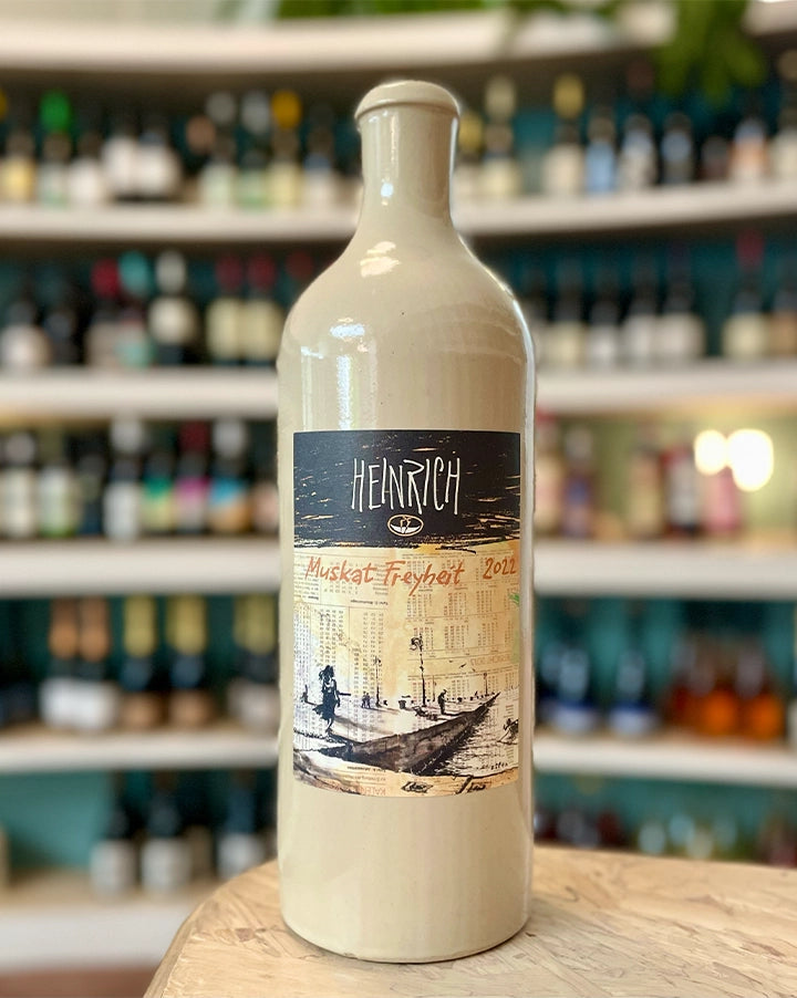 Weingut Heinrich  'Muskat Freyheit'  2022  Skin Contact White  Leithagebirge, Austria
