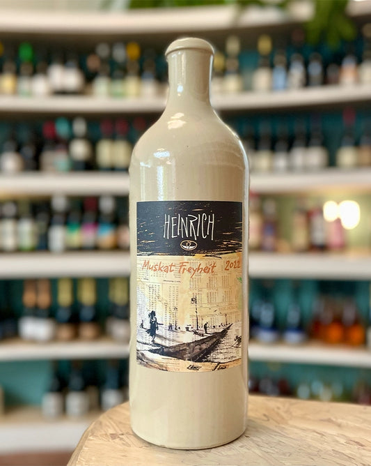 Weingut Heinrich  'Muskat Freyheit'  2022  Skin Contact White  Leithagebirge, Austria